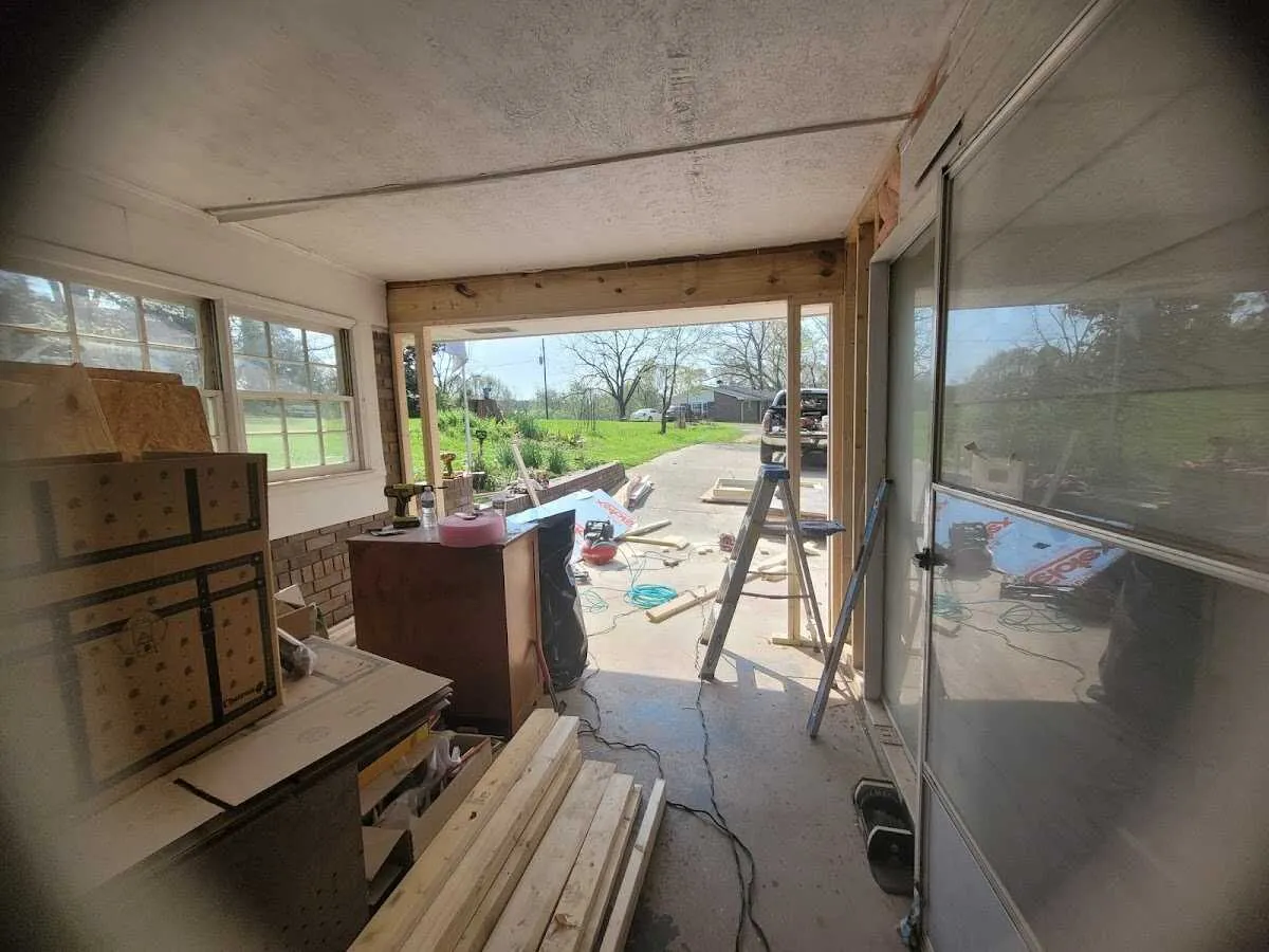 Air movers and dehumidifier for Drying & Dehumidification in Yucca Valley